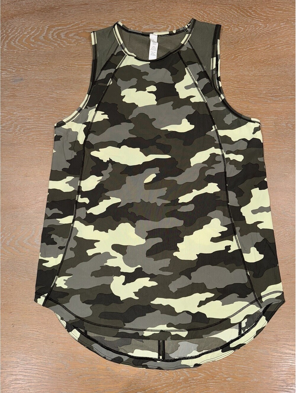 Lululemon Sculpt Tank SIZE 4 Heritage 365 Camo Crispin Green